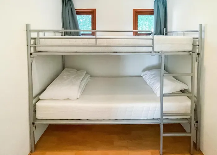 Stunning Stacaravan In